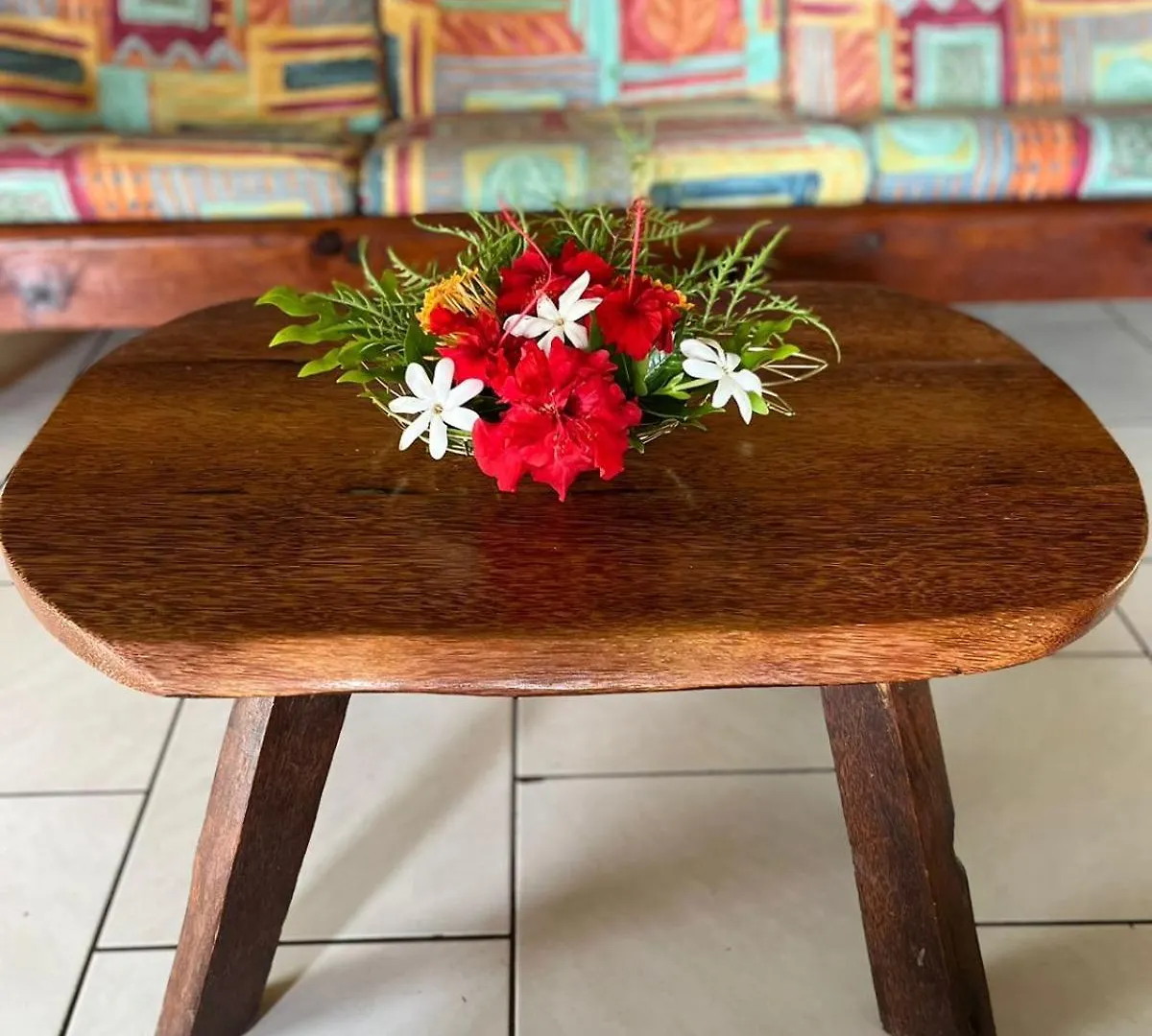 Pension Hibiscus Taha'A Vaitoare Szálloda